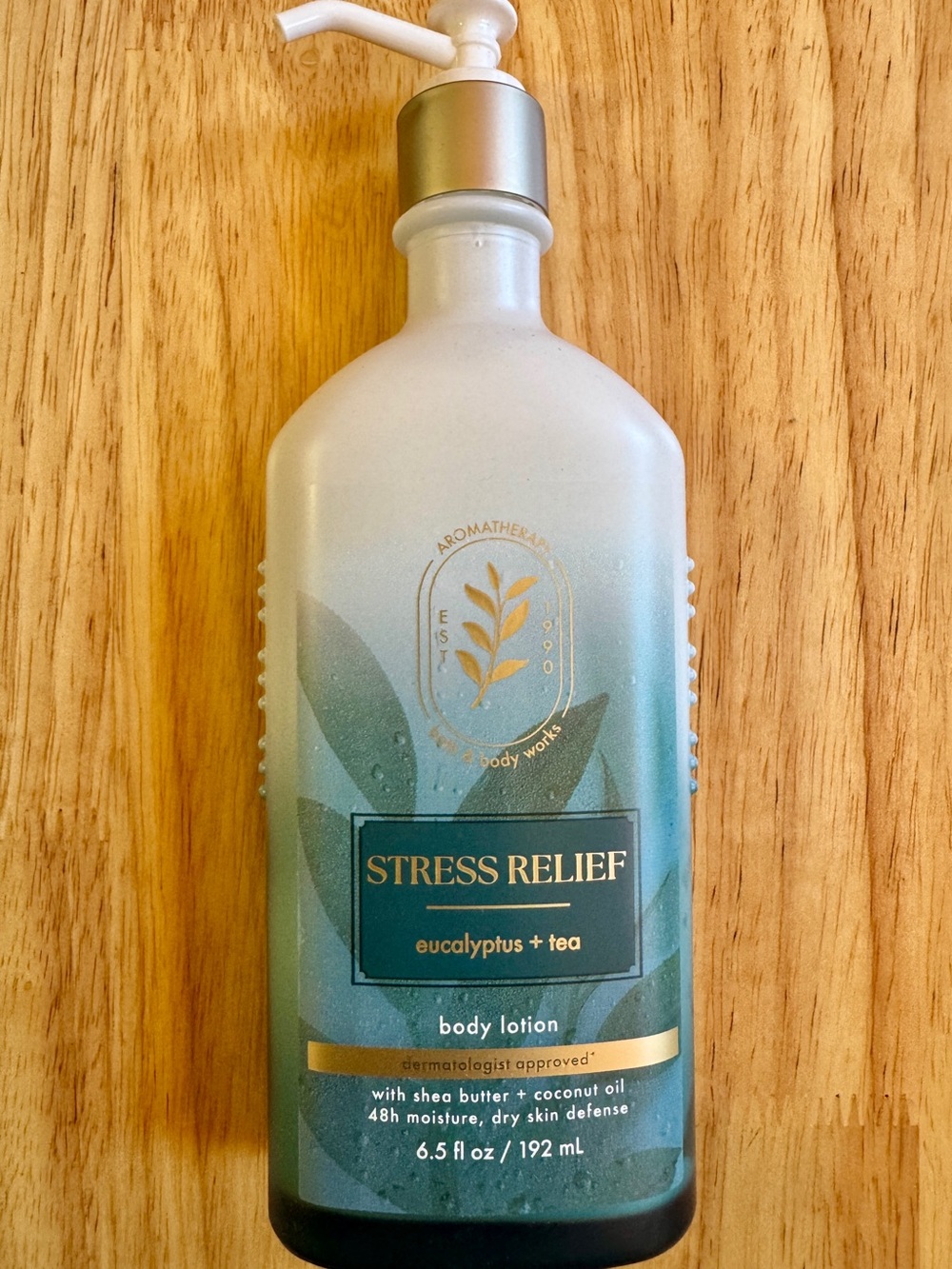 Bath & Body Works Stress Relief Body Lotion — Sage Green & Gold